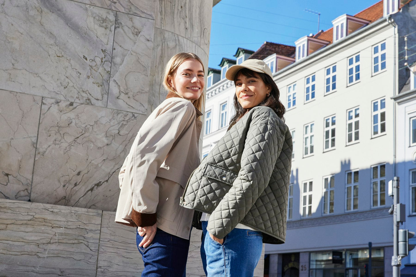 Γυναικείο μπουφαν διπλό καπιτονέ με κουκούλα OLIVE