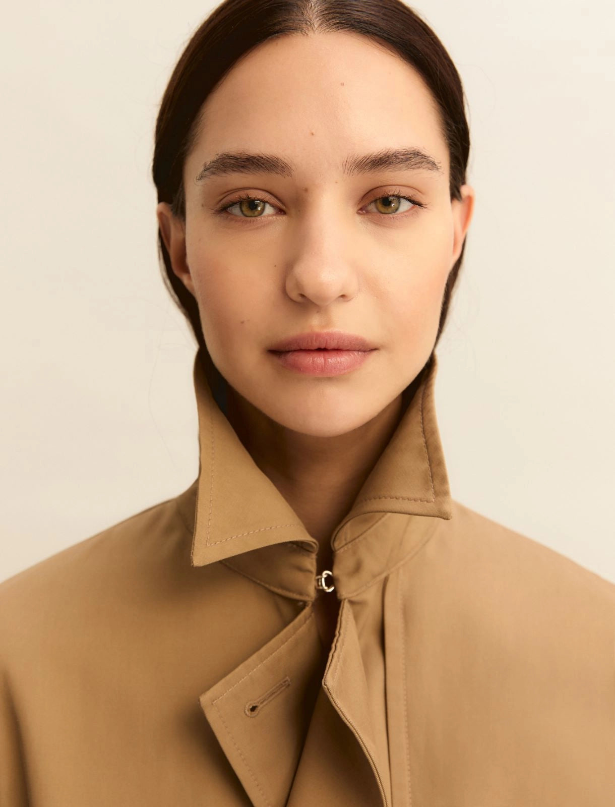 Γυναικεία καμπαρντίνα αδιάβροχο