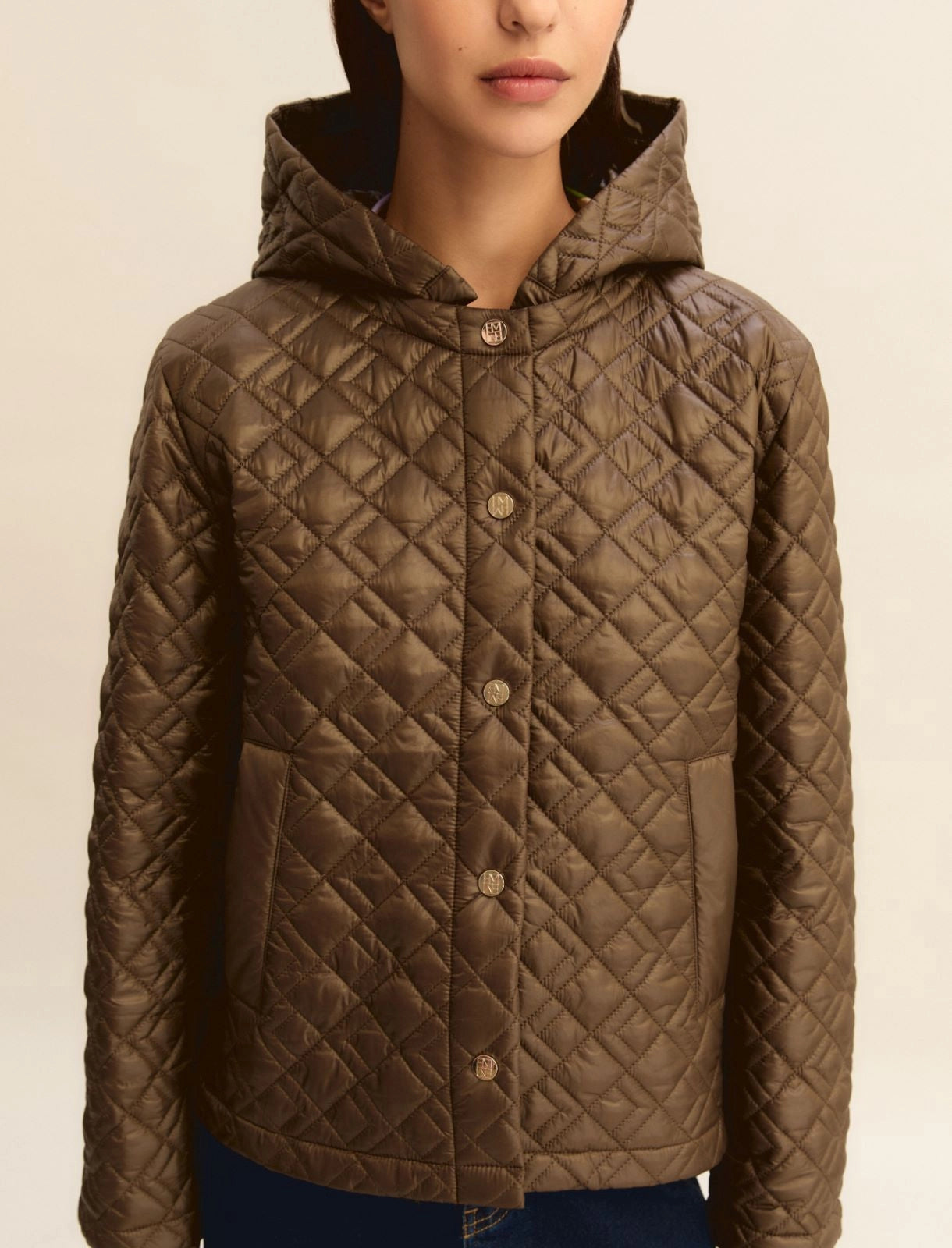 Γυναικείο Καπιτονέ μπουφάν από αδιάβροχο ύφασμα - BURNT BROWN-EMPPIROGA