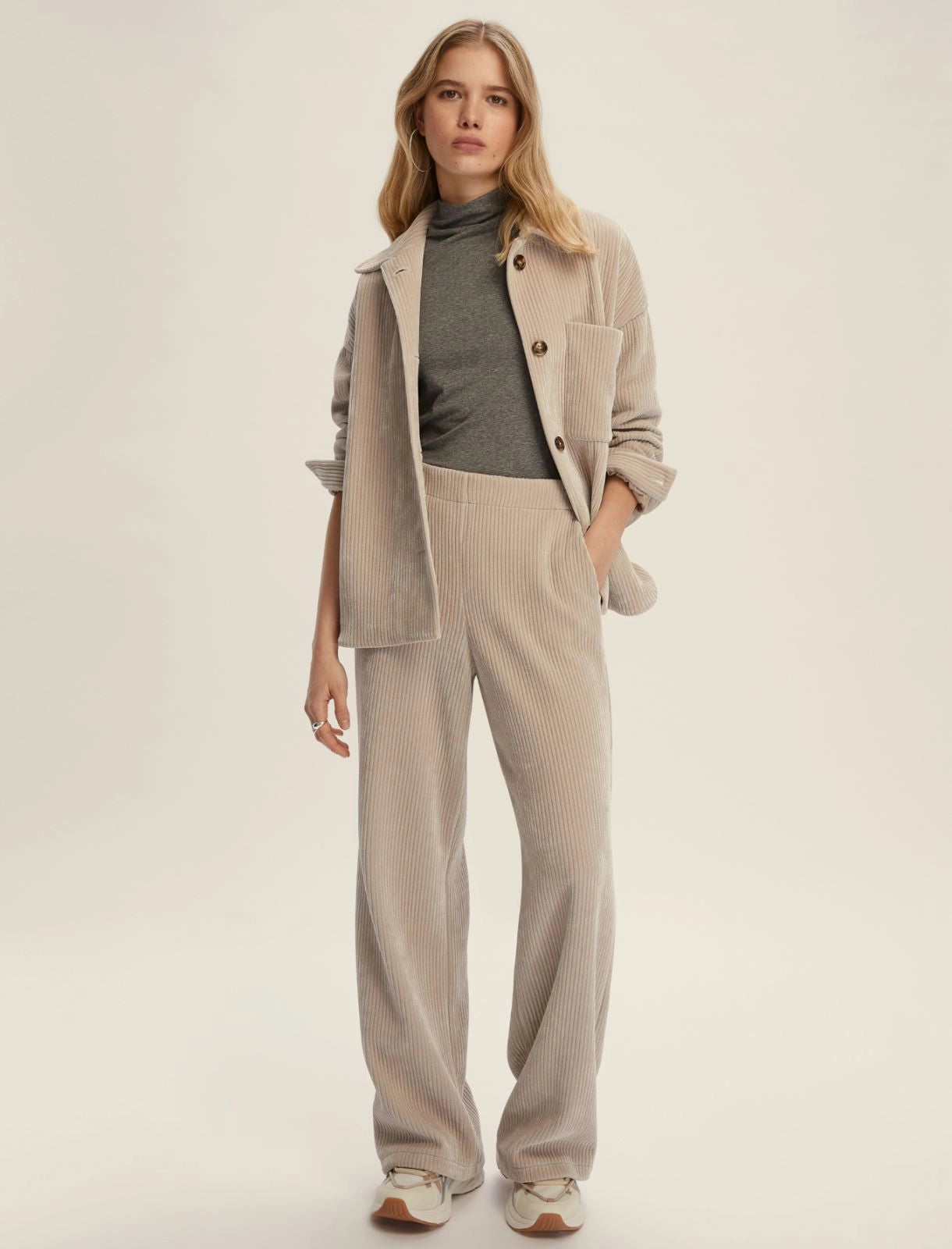 Γυναικείo Παντελόνι κοτλέ - ΕΚΡΟΥ