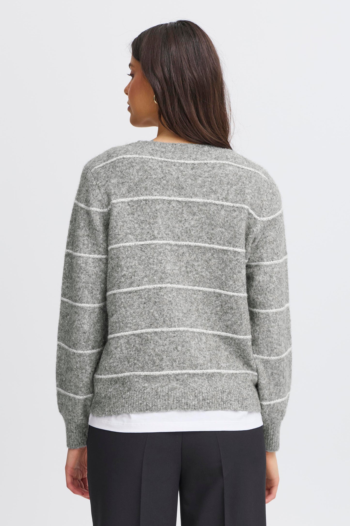 Γυναικείο πουλόβερ ριγέ-Γκρί