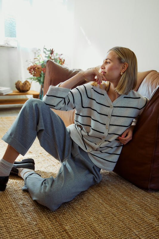 Γυναικεία ζακέτα κοντή ριγέ -Εκρού