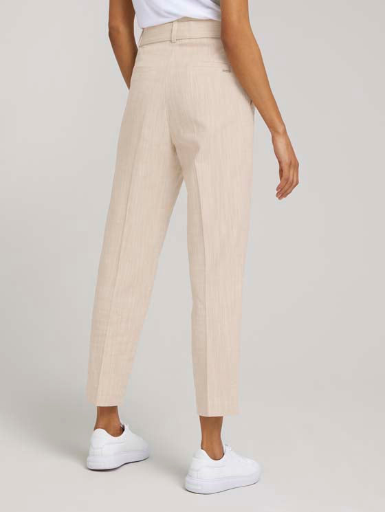 Παντελόνι με ζώνη