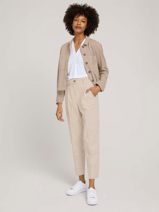 Παντελόνι με ζώνη